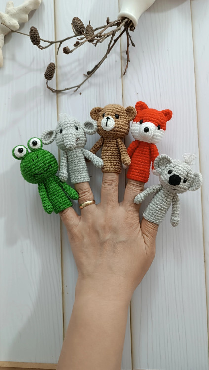 عروسک نمایشی